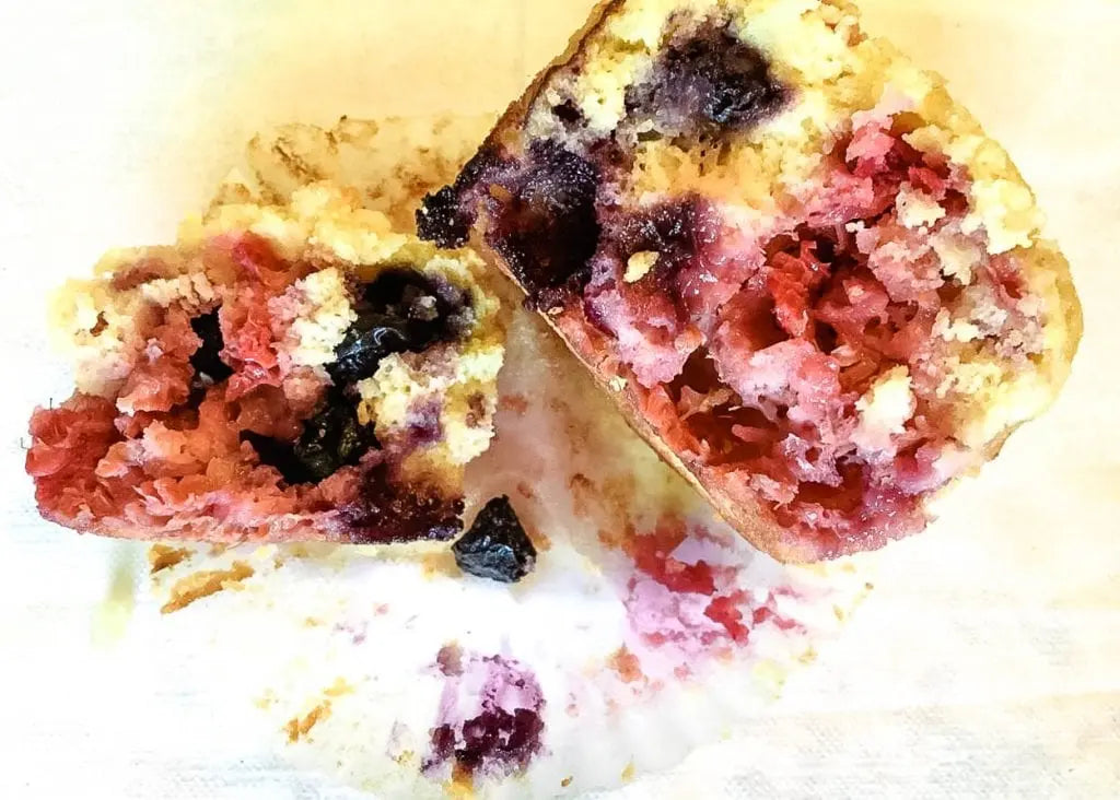 Cornmeal Berry Muffin