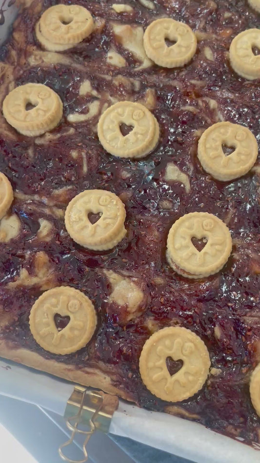Raspberry Shortbread Blondie